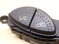 кнопка кондиционера Ford Focus 1 поколение 2000, 2.0 л., i, бензин, 5МКПП, черный, универсал, передний привод, 98AG19A945BG - фото №6