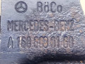 замок капота Mercedes-Benz A-Класс W168 1999, 1.4 л., i, M 166.940, бензин, 5МКПП, белый, хетчбэк 5 дв., передний привод, A1688060100 - фото №4