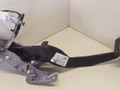 педаль тормоза Mitsubishi Colt 6 поколение (Z20/Z30) 2006, 1.5 л., OM 639.939, дизель, МКПП, черный, хетчбэк 5 дв., передний привод, A45429007, 1240040000 - фото №2