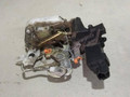 замок двери задней левой Mitsubishi Galant 7 поколение 1995, 2.0 л., i, бензин, хетчбэк 5 дв. - фото №2