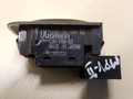 кнопка стеклоподъемника двери задней Mazda MPV LW 2000, 2.0 л., дизель, МКПП, серебристый, минивэн, передний привод, LC626638063, OMRON, C8H-D98-63 - фото №3