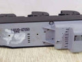 кнопка стеклоподъемника двери передней левой Toyota Prius 2 поколение 2005, 1.5 л., бензин, АКПП, черный, хетчбэк 5 дв., передний привод, 8482047050 - фото №2