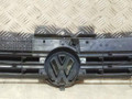 решетка радиатора Volkswagen Golf 4 поколение 1999, 1.9 л., дизель, 5МКПП, хетчбэк 3 дв., 1J0853651D - фото №2