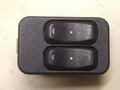 кнопка стеклоподъемника двери передней левой Opel Astra G 2004, 2.2 л., Y 22 DTR, дизель, 5МКПП, серебристый, универсал, передний привод, 90561088 - фото №2