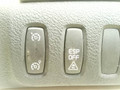 кнопка ASC / ESP Renault Laguna 2 поколение [рестайлинг] 2006, 1.9 л., дизель, 6МКПП, красная, хетчбэк 5 дв., передний привод, 8200025895 - фото №4