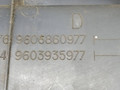 пластик Citroen Saxo 1 поколение S0 1998, 1.0 л., i, CDY (TU9M), бензин, 5МКПП, красный, хетчбэк 3 дв., передний привод, 9606860977, 9603935977 - фото №3