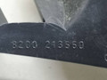 крепление фары правой Renault Modus 1 поколение JP0J 2004, 1.4 л., i, K4J 770, бензин, 5МКПП, красный, хетчбэк 5 дв., передний привод, 8200213560 - фото №3