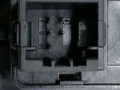кнопка стеклоподъемника двери Peugeot 1007 1 поколение 2007, 1.6 л., HDi, 9HZ (DV6TED4), дизель, 5МКПП, серебристый, хетчбэк 3 дв., передний привод, 96401469XT - фото №3