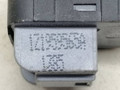 джойстик регулировки зеркал Volkswagen Polo 3 поколение 1998, 1.4 л., i, APQ, бензин, 5МКПП, зелёный, хетчбэк 5 дв., передний привод, 1Z1959565A - фото №5