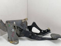педаль тормоза Renault Megane 2 поколение [рестайлинг] 2006, 1.6 л., i, K4M 812, бензин, 5МКПП, бежевый, универсал, передний привод, 8200155982 - фото №2