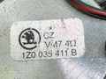 динамик высокочастотный (пищалка) Skoda Octavia 2 поколение (A5) 1Z 2005, 1.9 л., TDi, BJB, дизель, 5МКПП, бежевый, хетчбэк 5 дв., передний привод, 1Z0035411B - фото №3