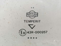 стекло кузовное боковое левое Nissan Serena С23 [2-й рестайлинг] C23 1999, 1.6 л., i, GA16DE, бензин, 5МКПП, синий, микроавтобус, задний привод, 833437C301 - фото №2