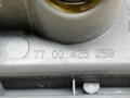 пепельница Renault Laguna 1 поколение [рестайлинг] B56W 2000, 1.9 л., DCi, F9Q 718, дизель, 5МКПП, голубой, хетчбэк 5 дв., передний привод, 7700419401, 7700822865, 7700832545, 7700425259, 7700425258 - фото №8