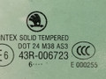 стекло двери задней правой Skoda Fabia 1 поколение [рестайлинг] 2006, 1.4 л., TDi, BNV, дизель, 5МКПП, чёрная, универсал, передний привод, 6Y9845206C - фото №2