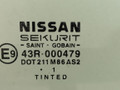 стекло двери передней правой Nissan Almera Tino V10 2001, 2.2 л., DCi, YD22DDTi, дизель, 5МКПП, серебристый, минивэн, передний привод, 43R-000479, 80300BU001 - фото №2