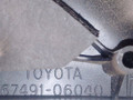 накладка крыла (уголок зеркала) переднего правая Toyota Camry 7 поколение XV40 2008, 2.4 л., 2AZ-FE, бензин, АКПП, серебристый, седан, передний привод, 67491-06040 - фото №3