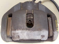 скоба суппорта BMW 7 серия E65/E66/E67 E65 2003, 4.4 л., i, M62 B44 (448S1), бензин, АКПП, черный, седан, задний привод, 6030348 - фото №2