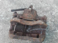скоба суппорта Nissan Primera P10 1994 - фото №2