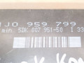 блок комфорта Volkswagen Golf 4 поколение 2004, 1.4 л., бензин, 1J0959799Q, 5DK007951-50 - фото №3