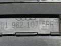 кнопка центрального замка Audi A4 B7 2006, 2.0 л., BLB, дизель, 6МКПП, серый, универсал, передний привод, 8E1962107 - фото №4