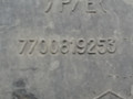 решетка радиатора Renault 19 2 поколение B53B 1993, 1.8 л., бензин, 5МКПП, красный, хетчбэк 5 дв., передний привод, 7700819254, 7700819253 - фото №4