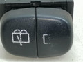 кнопка обогрева заднего стекла Hyundai Accent 1 поколение (X3) [рестайлинг] 1997, 1.3 л., i, бензин, 5МКПП, синий, хетчбэк 3 дв., передний привод, 93610-22200 - фото №2