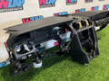 панель передняя салона (торпедо) Ford Mustang 6 поколение S550 [рестайлинг] 2019, 2.3 л., бензин, АКПП, красный, кабриолет, задний привод - фото №3