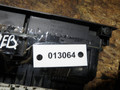 блок управления печки / климат-контроля Audi Q7 4L 2007, 3.0 л., дизель, 4L0820043F - фото №4