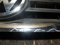 решетка радиатора Volkswagen Touran 1 поколение 2005, 1.9 л., дизель, МКПП, 1T0853651 - фото №2