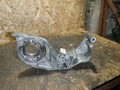 кронштейн генератора Mazda 6 1 поколение [рестайлинг] (2005 - 2008), 2.0 л., RF7J, дизель - фото №2