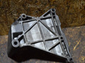 кронштейн генератора Volkswagen Transporter T5 2007, 2.5 л., AXE, дизель, 070903143C - фото №2