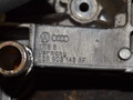 кронштейн (крепление) Volkswagen Passat B5 2000, 1.9 л., дизель, 028903143AF - фото №4