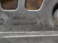 кронштейн компрессора кондиционера Chrysler Voyager 3 поколение (1995 - 2001), 2.4 л., бензин, АКПП, 5281444 - фото №3