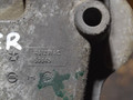 кронштейн двигателя Chrysler Voyager 3 поколение (1995 - 2001), 2.4 л., бензин, АКПП, 4612914C - фото №3