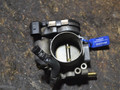 заслонка дроссельная Audi A4 B6 2002, 2.0 л., бензин, 06B133062H - фото №2