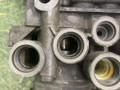 кран модулятор EBS Volvo FH 3 поколение 2013, 12.8 л., D13C420, дизель, АКПП, 21114975, K029247 - фото №3