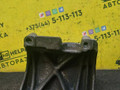 кронштейн гидроусилителя Ford Focus 2 поколение 2006, 1.6 л., HWDA, бензин, МКПП, красный, хетчбэк 5 дв., передний привод - фото №2
