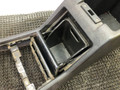 подлокотник Mercedes-Benz C-Класс W202/S202 [рестайлинг] W202 1997, 2.2 л., OM 604.910, дизель, МКПП, темно зеленный металлик, седан, задний привод - фото №3
