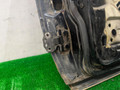 петля двери Mercedes-Benz E-Класс W124 [рестайлинг] W124 1993, 2.5 л., OM 602.911, дизель, МКПП, черный, седан, задний привод - фото №3