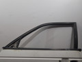 дверь передняя левая Volkswagen Passat B3 1991, 1.9 л., дизель, МКПП, белый, универсал, передний привод - фото №2