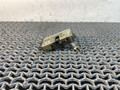 замок двери передней левой Volkswagen Passat B3 1991, 1.9 л., дизель, МКПП, белый, универсал, передний привод, 337837015B - фото №2