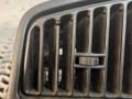 дефлектор обдува салона Volkswagen Passat B3 1991, 1.9 л., дизель, МКПП, белый, универсал, передний привод, 357819981 - фото №4