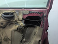 дверь передняя правая Ford Mondeo 2 поколение 1996, 2.0 л., бензин, МКПП, красный, универсал, передний привод - фото №11