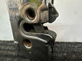 замок двери передней левой Audi 80 8C/B4 1993, 2.0 л., ABT, бензин, МКПП, зеленый, седан, передний привод, 8A1837015A - фото №6