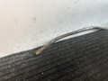Направляющая трубка для троса ручника (стояночного тормоза) Volkswagen Passat B3 1991, 1.9 л., дизель, МКПП, белый, универсал, передний привод - фото №2