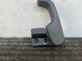 ручка открывания капота Volkswagen Passat B3 1991, 1.9 л., дизель, МКПП, белый, универсал, передний привод, 357823533 - фото №3