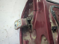 петля двери Ford Mondeo 2 поколение 1996, 2.0 л., бензин, МКПП, красный, универсал, передний привод - фото №3