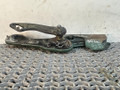 петля капота левая Mercedes-Benz E-Класс W124 [рестайлинг] W124 1993, 2.5 л., OM 602.911, дизель, МКПП, черный, седан, задний привод, 1248870974 - фото №3