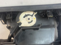 дефлектор обдува салона Renault Fluence 1 поколение 2011, 1.6 л., бензин, АКПП, серебристый, седан, передний привод - фото №4