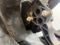 коллектор впускной Ford Mondeo 2 поколение 1996, 2.0 л., бензин, МКПП, красный, универсал, передний привод, 958F-9424-EA - фото №6